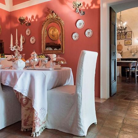 B&B Alla Mezza Luna Lonato Bagian luar foto