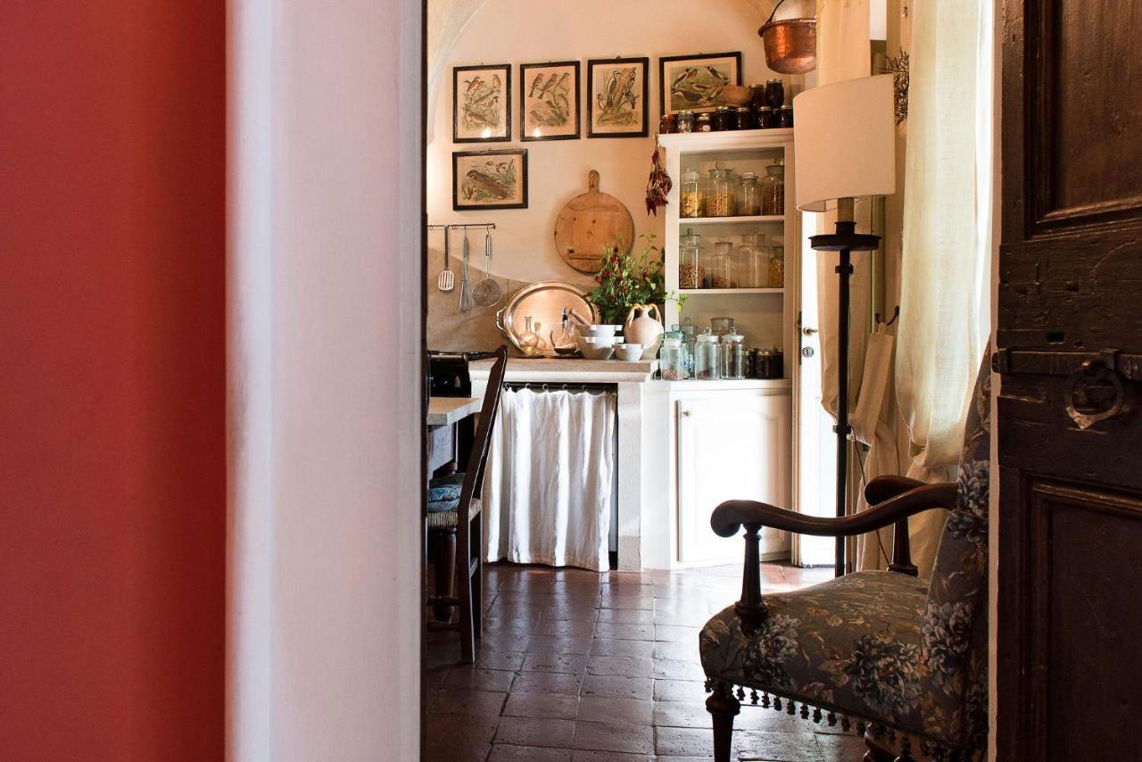 B&B Alla Mezza Luna Lonato Bagian luar foto