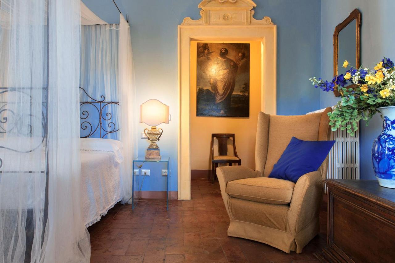 B&B Alla Mezza Luna Lonato Bagian luar foto