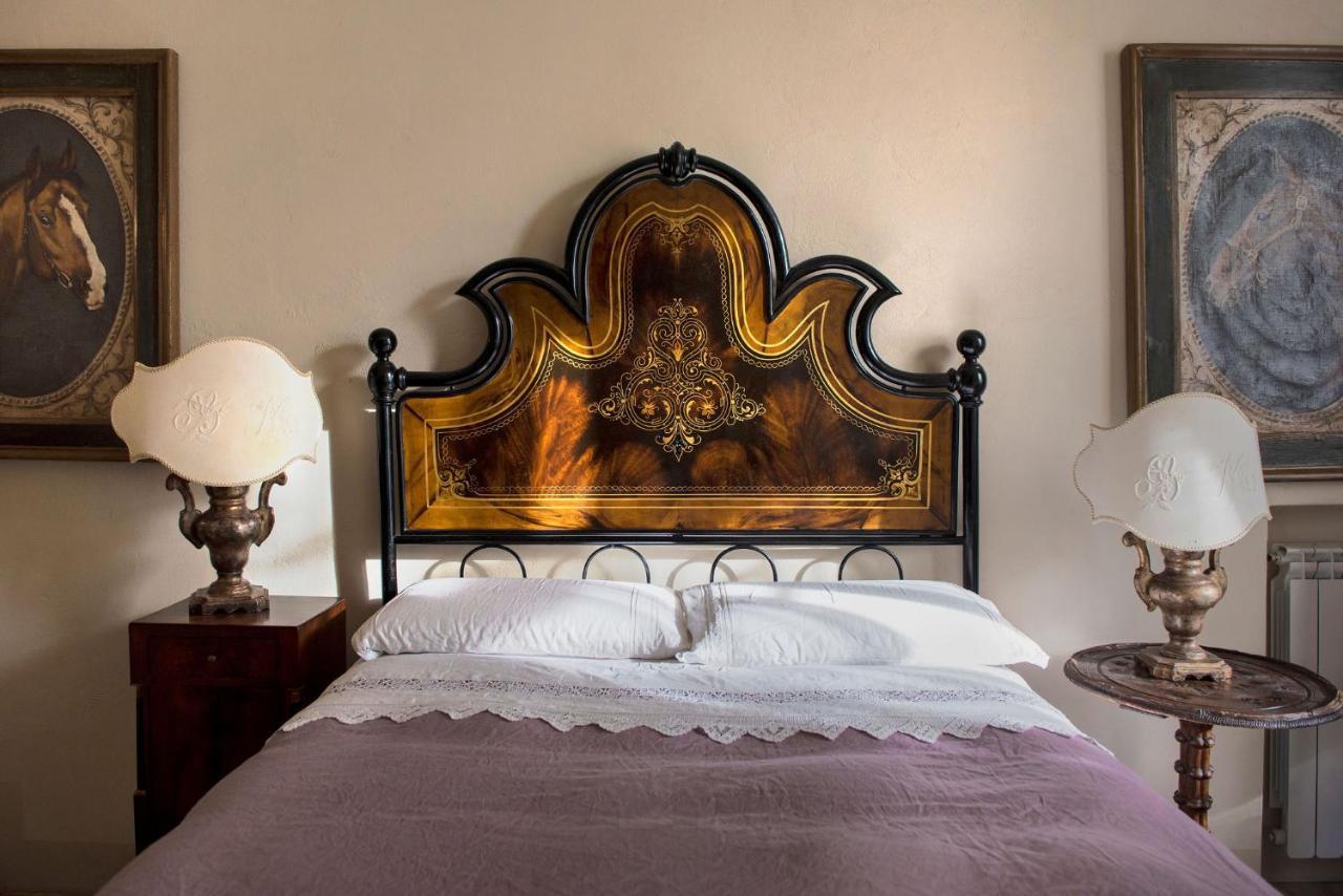 B&B Alla Mezza Luna Lonato Bagian luar foto